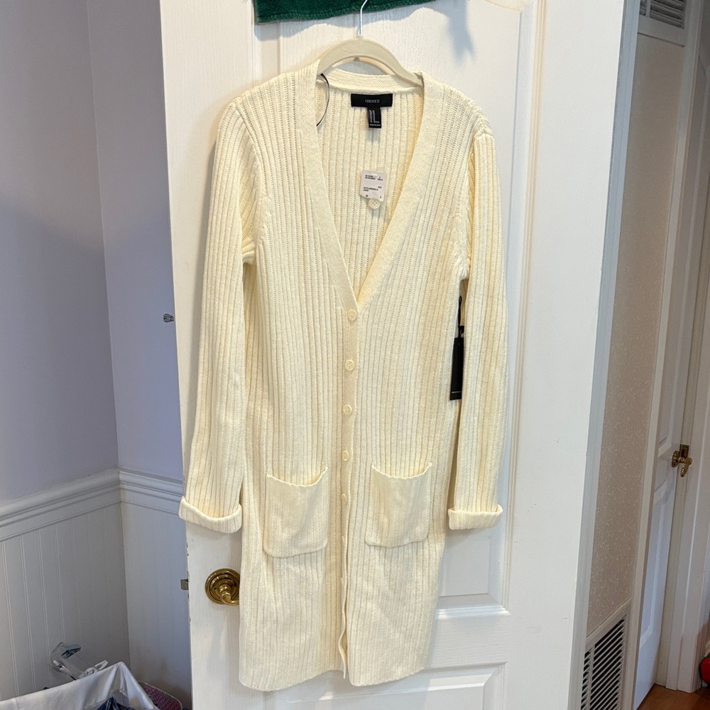 NWT Forever 21 Ivory Ribbed Cardigan